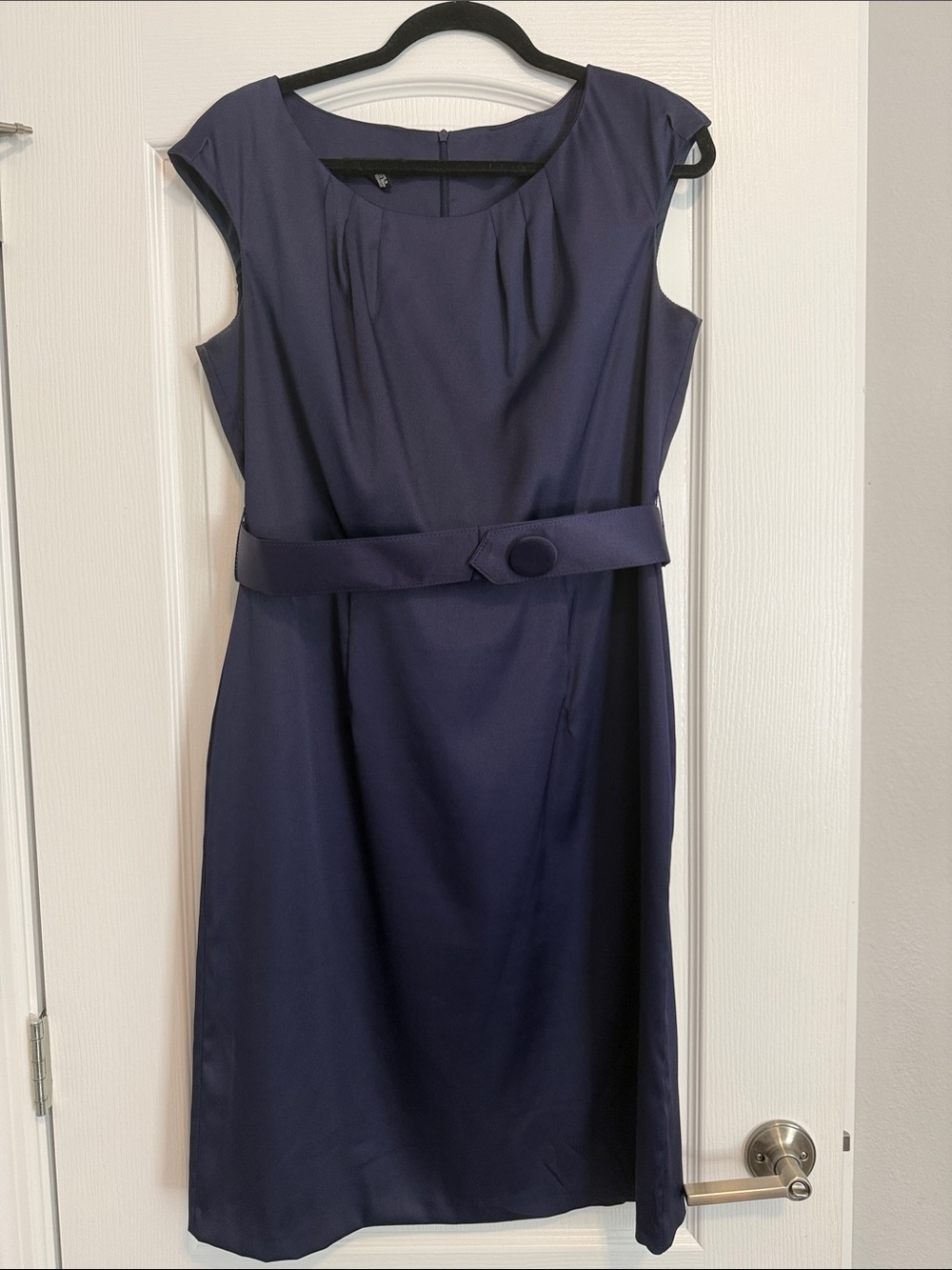 I.N. Studio Navy Cap-Sleeve Sheath Dress with Belt Detail